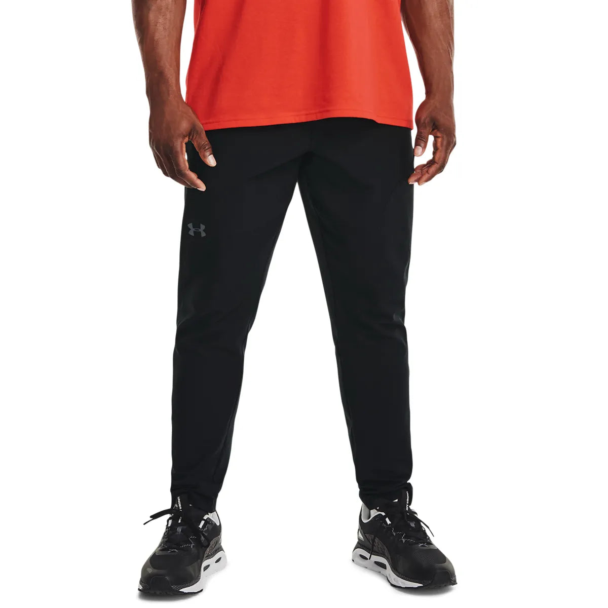 UA UNSTOPPABLE TAPERED PANTS, Black